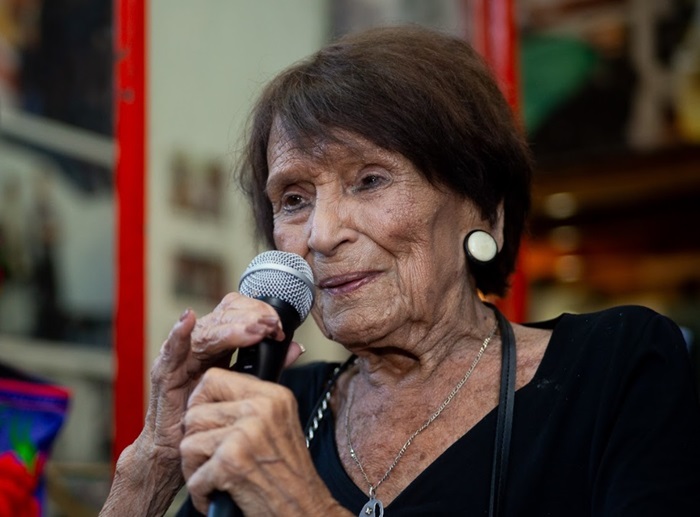 taty almeida