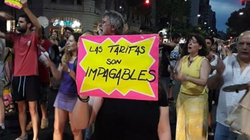 ruidazo gente protestando